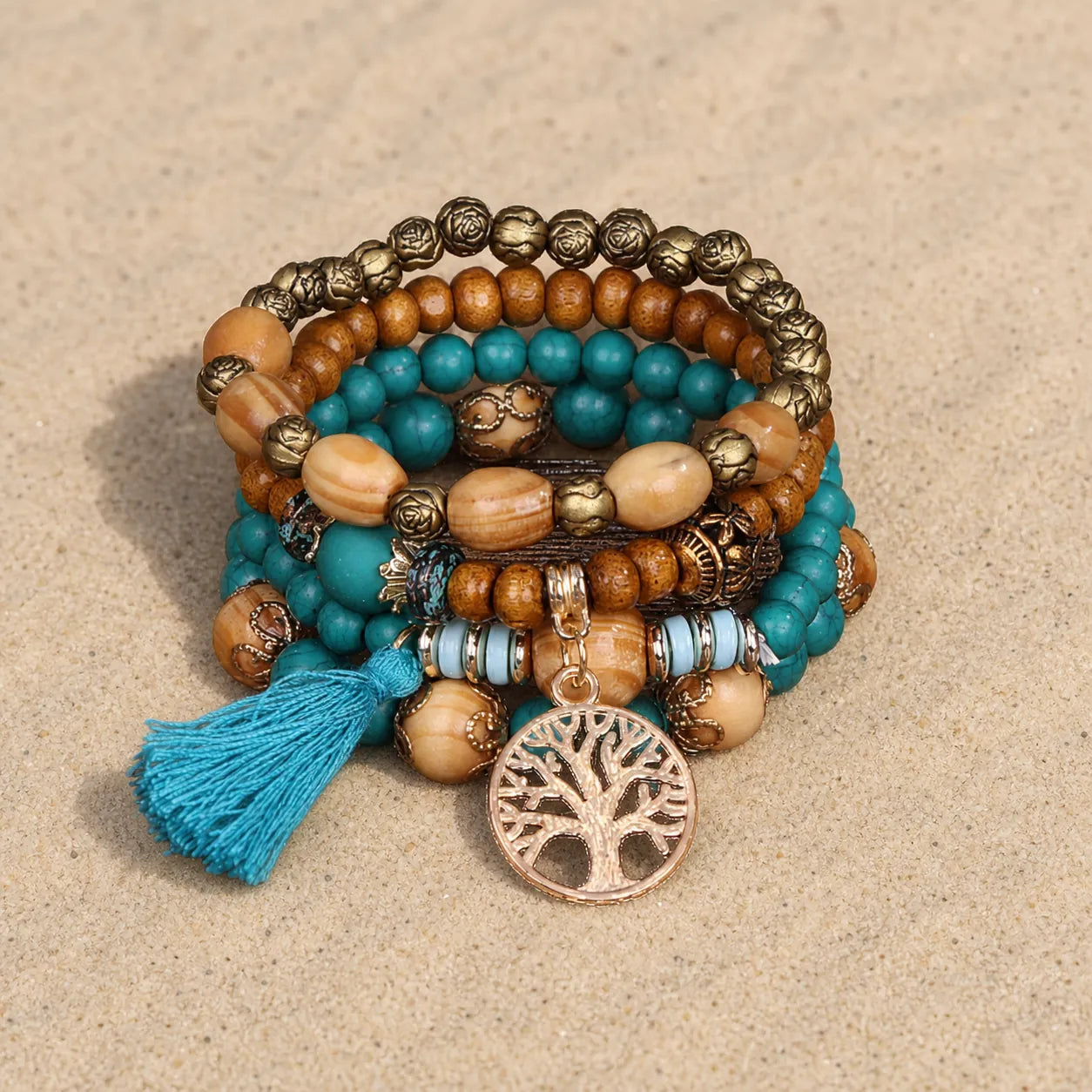 Baum des Lebens Armband on light sand
