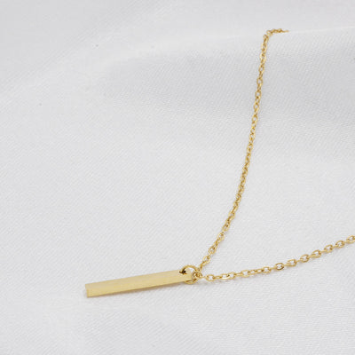 Halskette mit Stäbchen in Gold