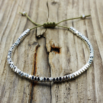 Silber glänzendes Armband