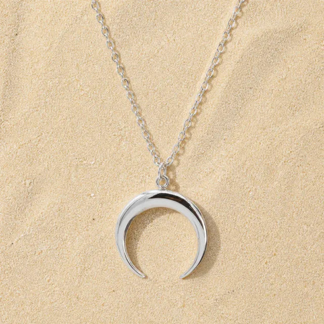 Double Horn Necklace Silver