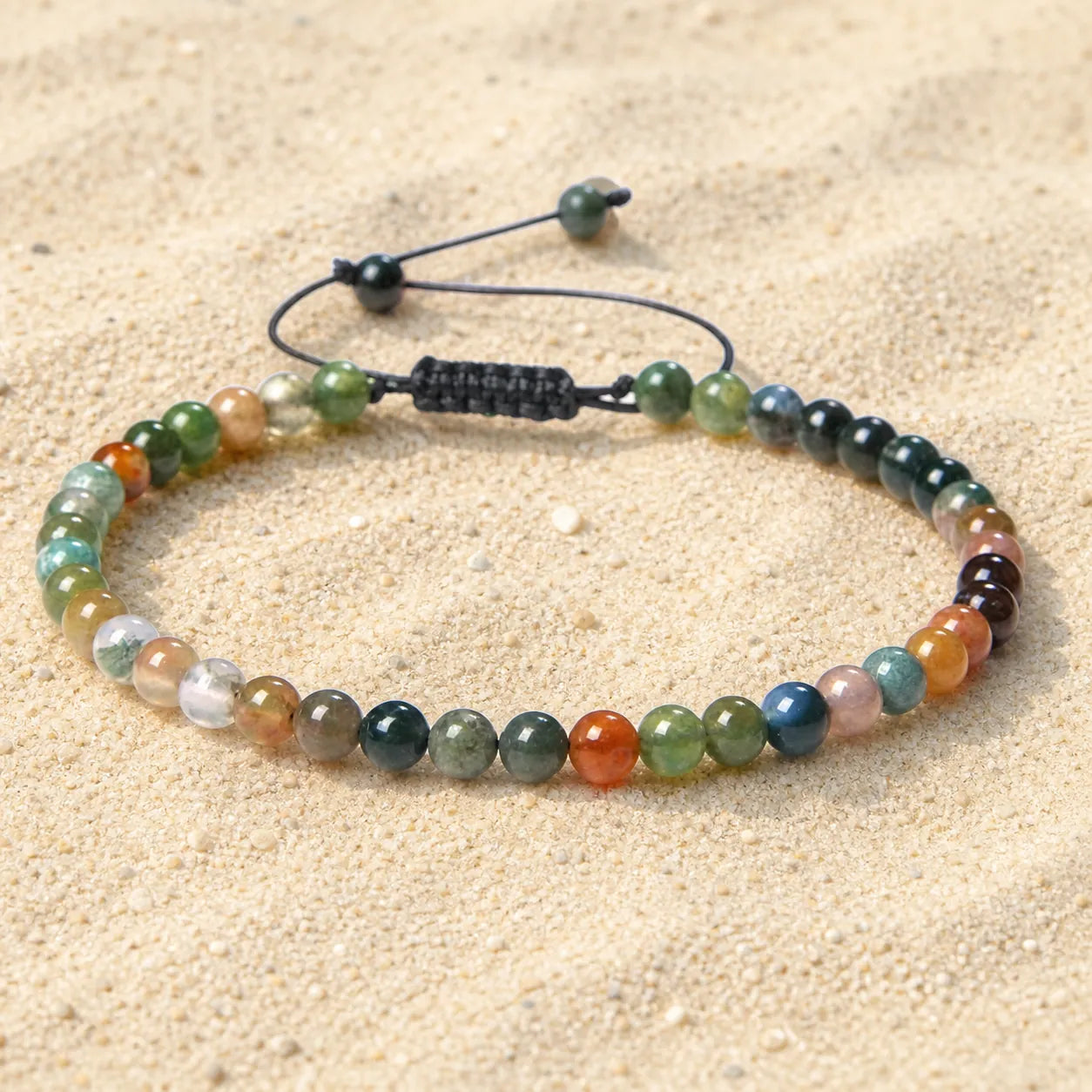 India Agates Boho Armband – Verstellbar, Handgemacht auf hellem Sand