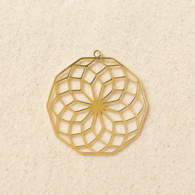 Flower Pendant Gold